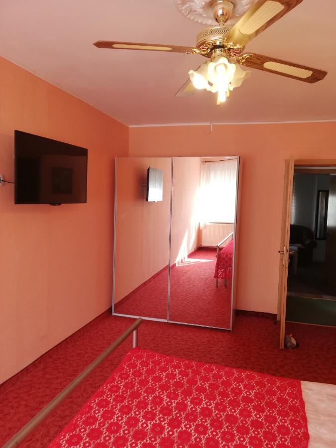 Luxury Brasov Apartment Bagian luar foto