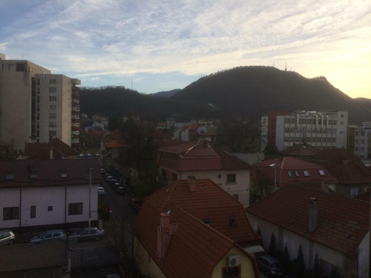 Luxury Brasov Apartment Bagian luar foto