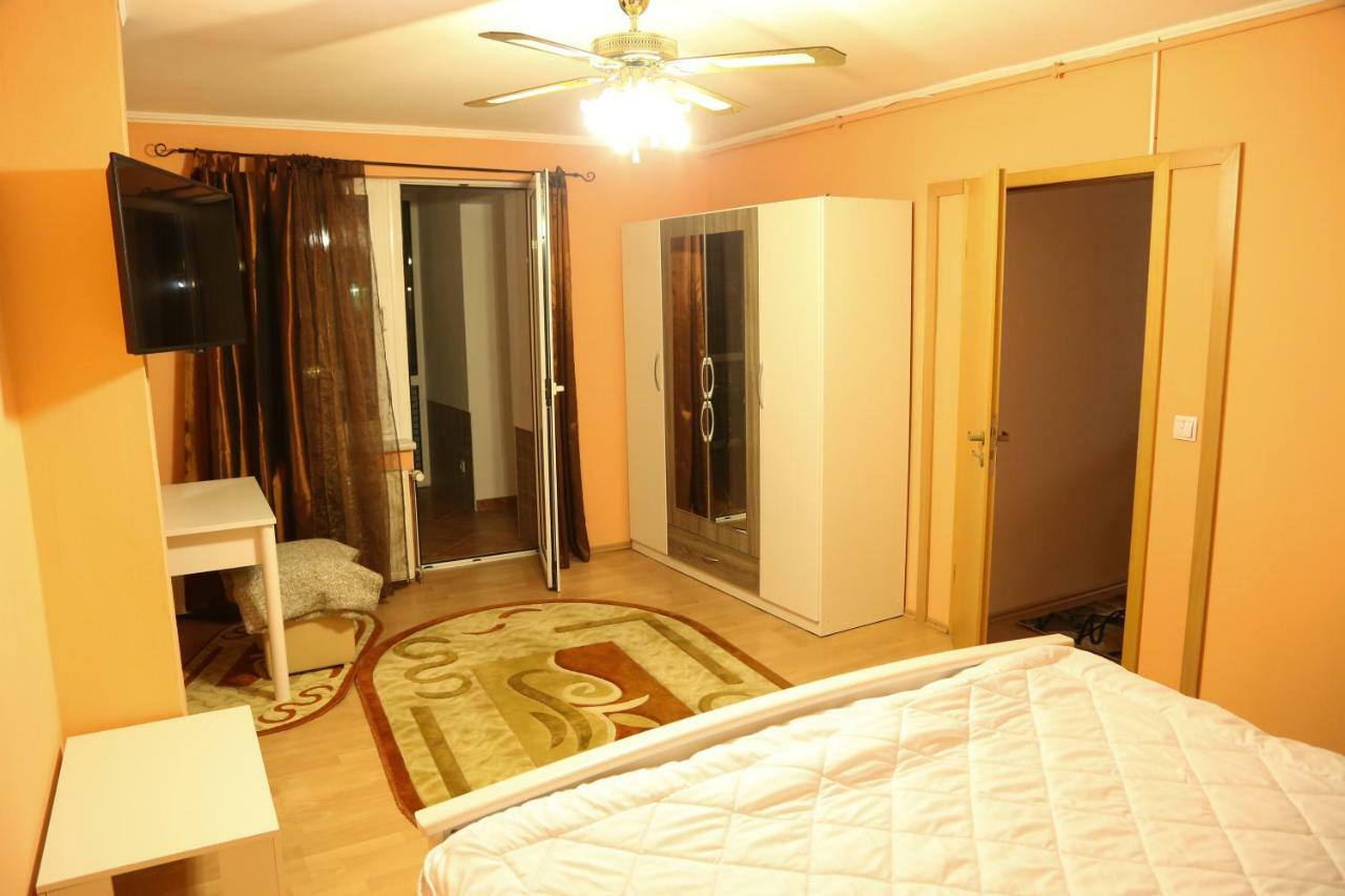Luxury Brasov Apartment Bagian luar foto