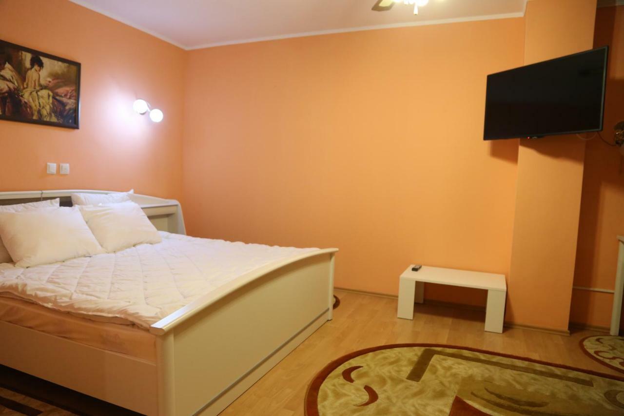 Luxury Brasov Apartment Bagian luar foto